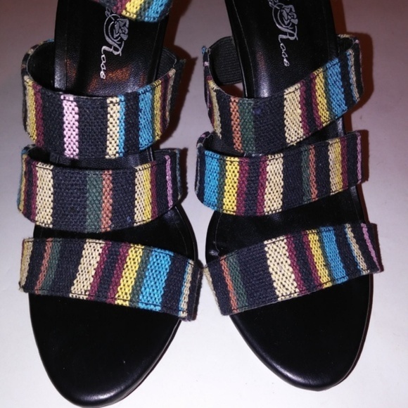 Wild Rose‎ Platform - Picture 6 of 9